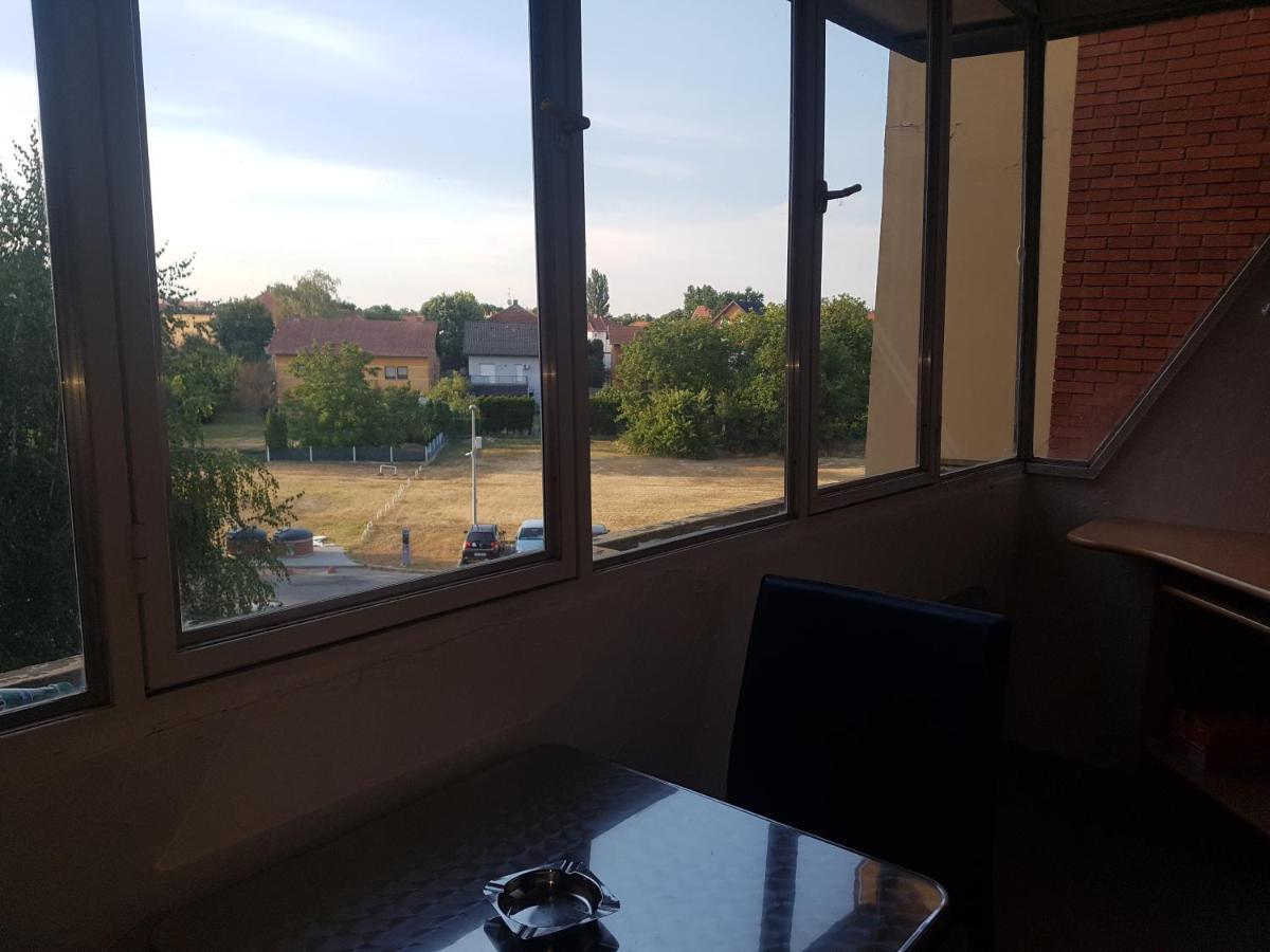 Walk Apartment Vukovar Eksteriør billede