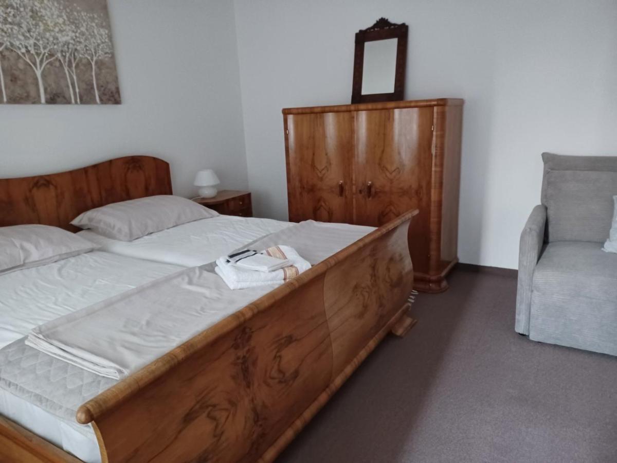 Walk Apartment Vukovar Eksteriør billede